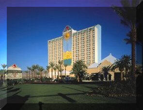 Hotels in Laughlin, NV, near Lake Mohave, NV/AZ.